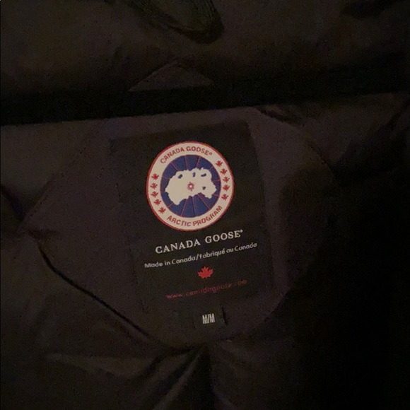 Men’s Canada goose parka medium - Picture 4 of 9
